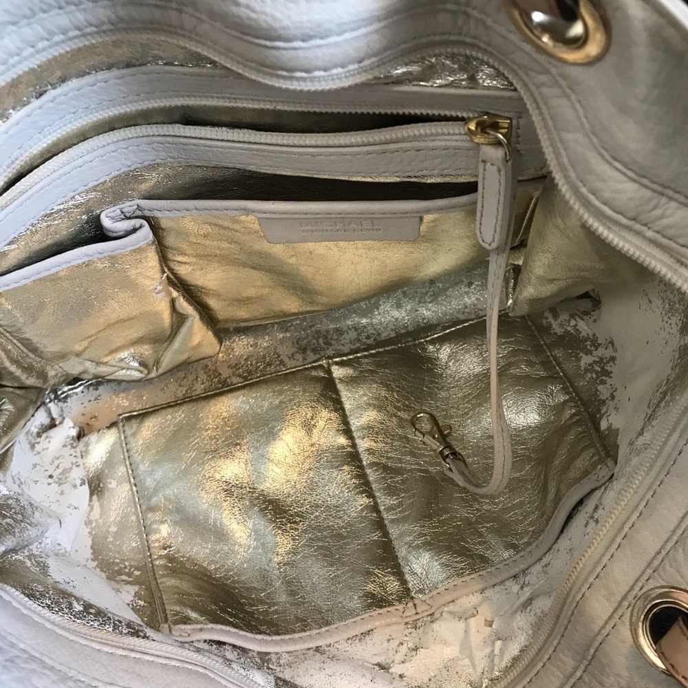 MK purse - Picture 2 of 5